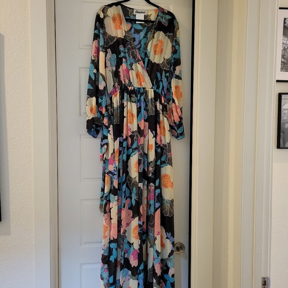 Long Sleeve Megan LA Black Floral Maxi Dress (NWT)